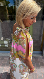 Afbeelding in Gallery-weergave laden, Satinlook jurk/ asymmetrisch/ JULIENNE

