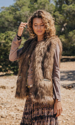Afbeelding in Gallery-weergave laden, Bodywarmer / reversible/Isla Ibiza Bonita.
