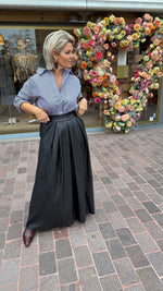 Afbeelding in Gallery-weergave laden, Rok/ zwart/leatherlook/ JACLYN
