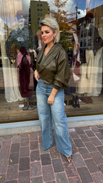 Afbeelding in Gallery-weergave laden, Jas/ lederlook/CORA
