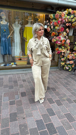 Afbeelding in Gallery-weergave laden, Hemd/ suède  look/BLACK ROSE
