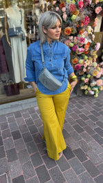 Afbeelding in Gallery-weergave laden, Jeanshemd/ JANE
