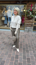 Afbeelding in Gallery-weergave laden, Cardigan taupe/ FIEN
