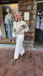 Afbeelding in Gallery-weergave laden, Bomber beige/kant/ANAĪS
