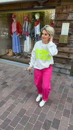 Afbeelding in Gallery-weergave laden, Sweater/ I DON’T SLEEP
