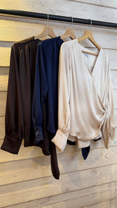 Blouse/ NOA
