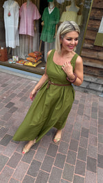 Afbeelding in Gallery-weergave laden, Jurk met riem/ groen/ JILL
