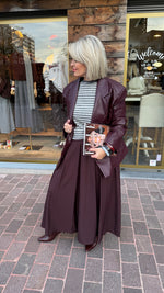 Afbeelding in Gallery-weergave laden, Lederlook jas/ bordeaux/LIES
