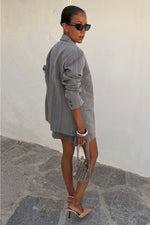Afbeelding in Gallery-weergave laden, Musthave blazer/ NEVER FULLY DRESSED
