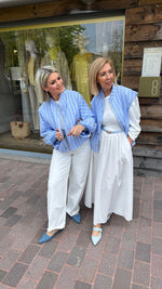 Afbeelding in Gallery-weergave laden, Vest/streep/lichtblauw/ MILOU
