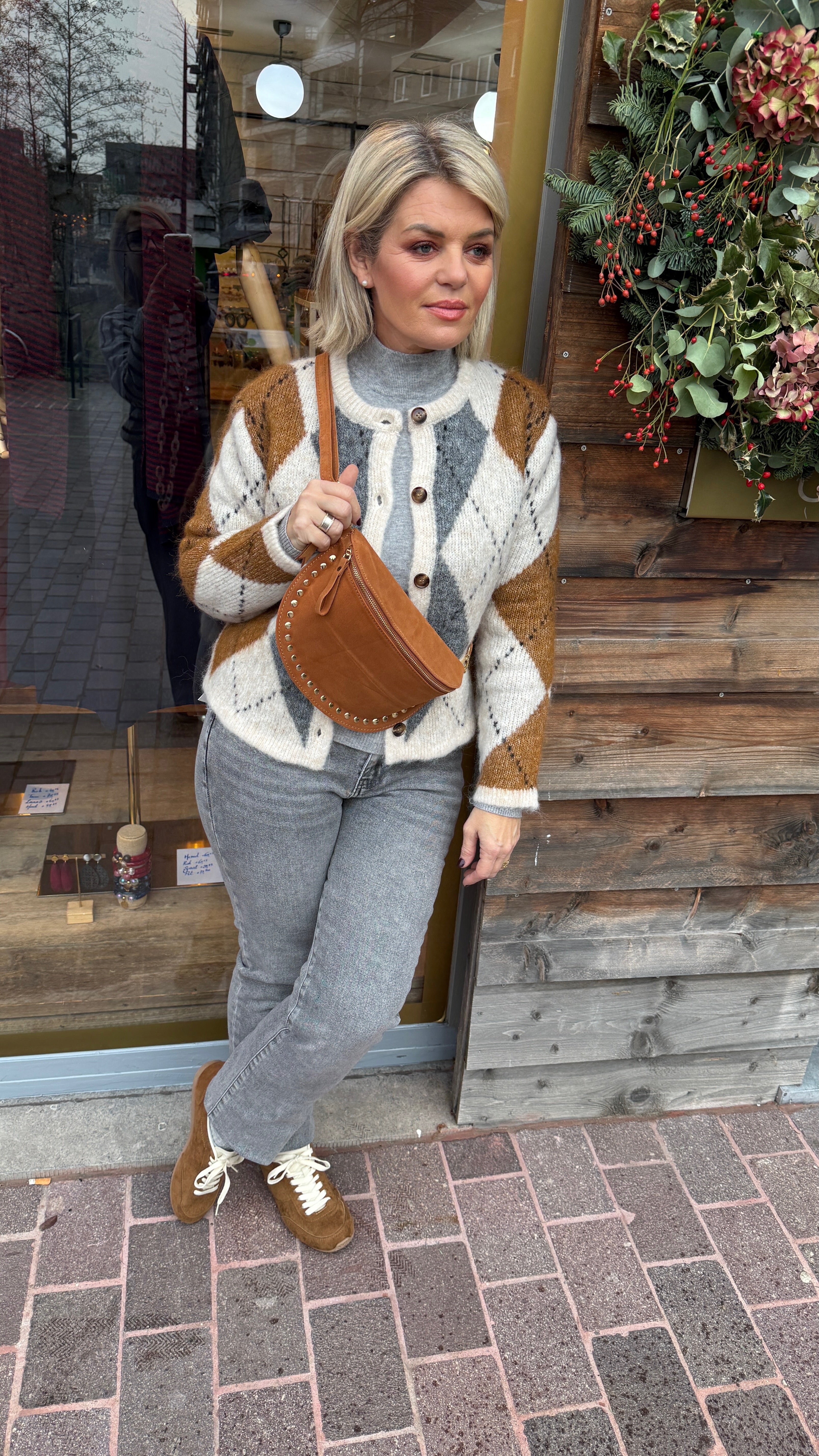 Cardigan/ Burlington ruit/ camel