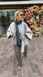 Afbeelding in Gallery-weergave laden, Vest/ reversible/OMKEERBAAR/MARIE
