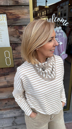 Afbeelding in Gallery-weergave laden, Sjaal/ streep/driehoek/ MILLE
