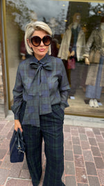 Afbeelding in Gallery-weergave laden, Hemd/ruit met strik/ TARTAN/Never Fully Dressed
