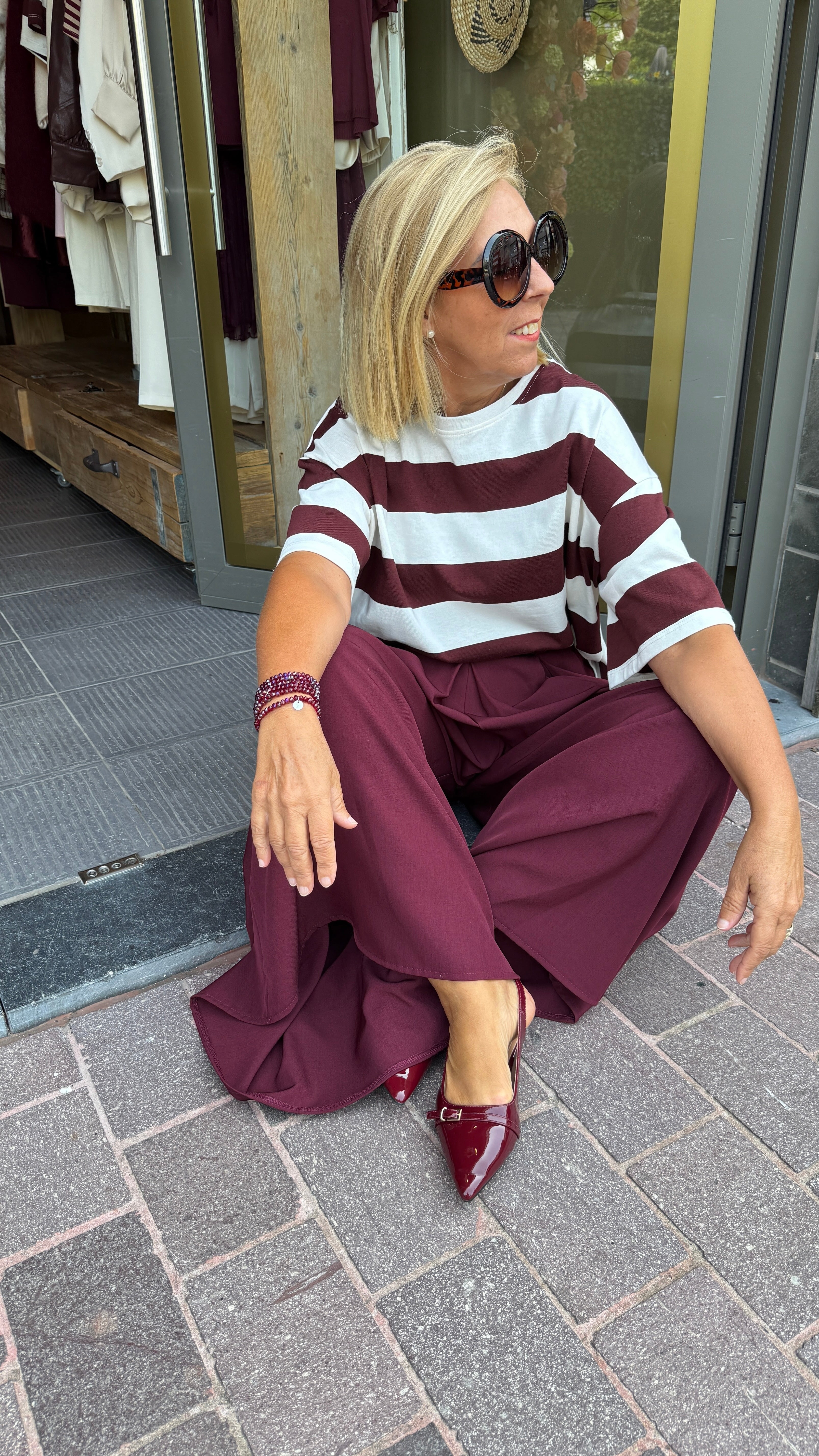 Sweater/ t-shirt/MILOU