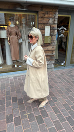 Afbeelding in Gallery-weergave laden, Trenchcoat met kant/KATRIEN
