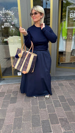 Afbeelding in Gallery-weergave laden, Trui donkerblauw/ANNE
