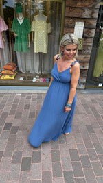 Afbeelding in Gallery-weergave laden, Jurk met kralen/ jeansblauw /NOOR
