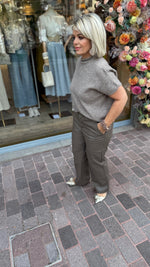 Afbeelding in Gallery-weergave laden, Trui/ taupe/MIMI
