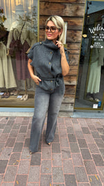 Afbeelding in Gallery-weergave laden, Gilet/ knit/ NOVA
