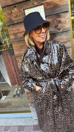 Afbeelding in Gallery-weergave laden, Trenchcoat/ leopard/ PU/ JEANIE
