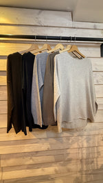 Afbeelding in Gallery-weergave laden, Truitje / CAMILLE
