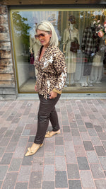 Afbeelding in Gallery-weergave laden, Vest/ leopard/ LOVE
