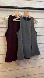 Afbeelding in Gallery-weergave laden, Top/ peplum/ LIA
