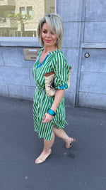 Afbeelding in Gallery-weergave laden, Jurk/streep/ groen/GHILAINE
