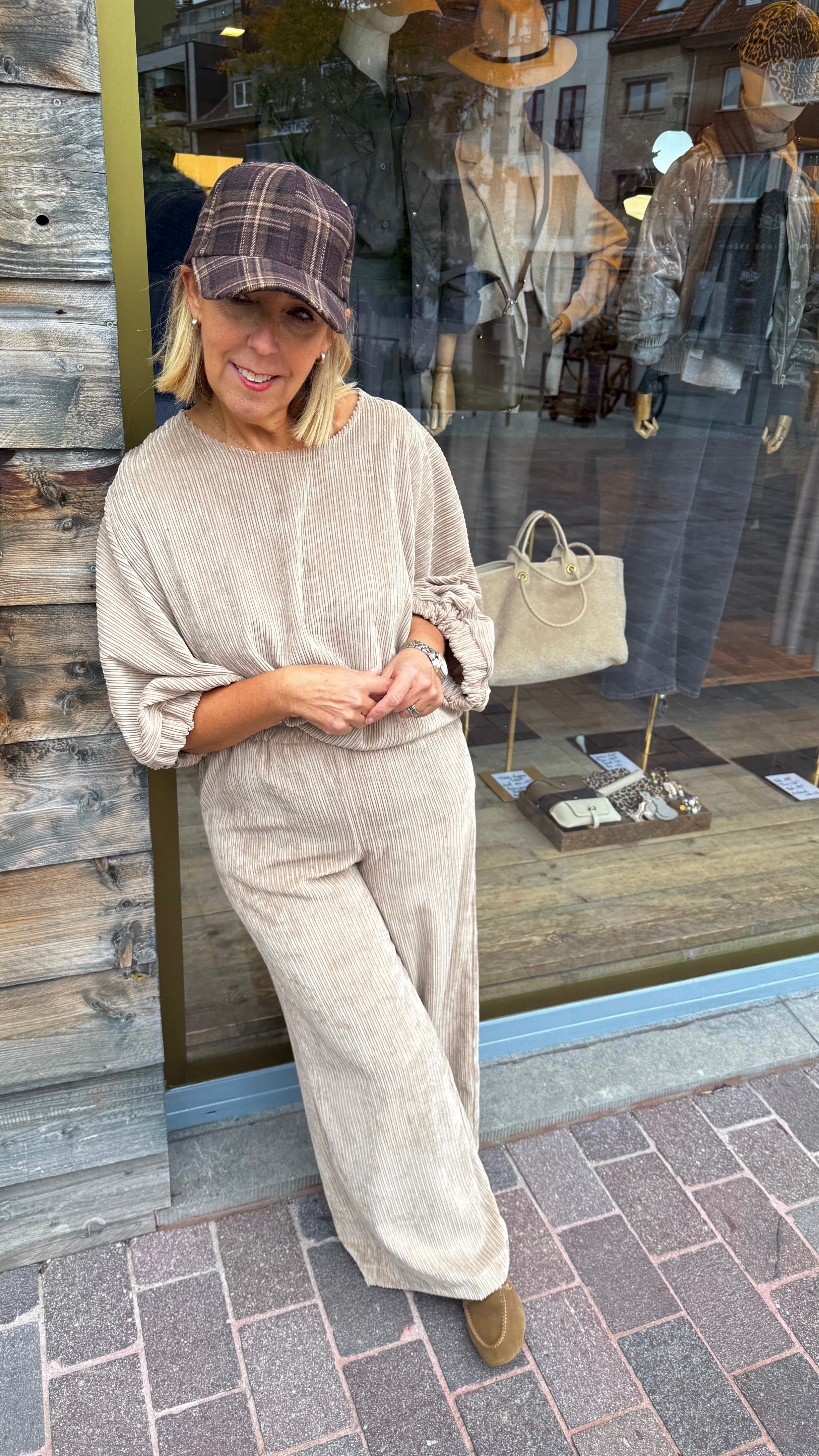 Broek/KIM/camel