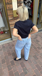 Afbeelding in Gallery-weergave laden, T-shirt/ NINA
