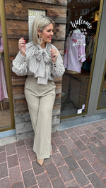 Afbeelding in Gallery-weergave laden, Pantalon beige/ hoge taille/ MALOU
