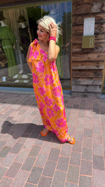 Afbeelding in Gallery-weergave laden, Satinlook jurk/ asymmetrisch/ JULIENNE

