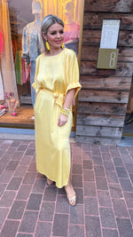 Afbeelding in Gallery-weergave laden, Satinlook jurk/ geel/ NORA
