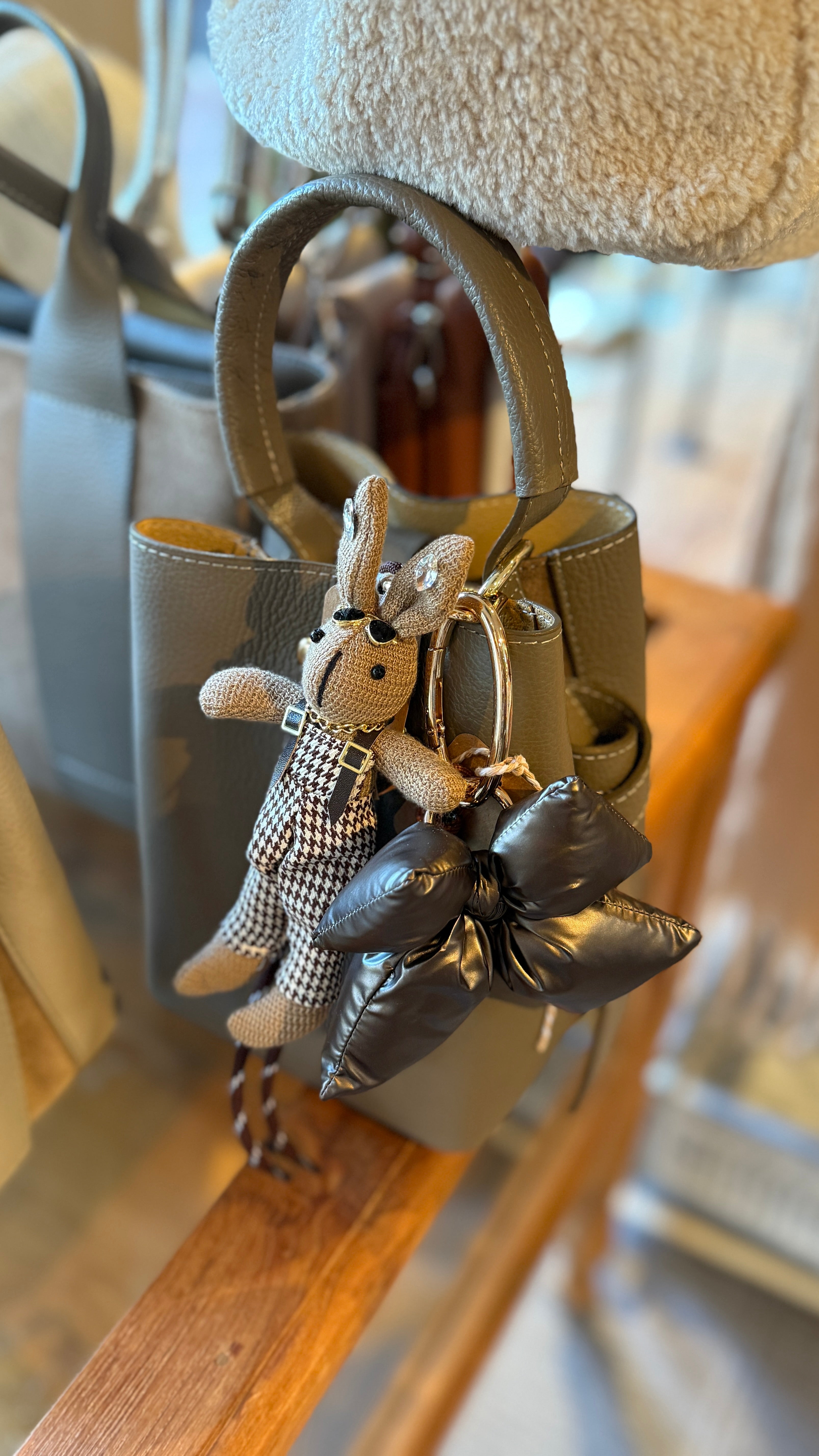 Bag charm/ RABBIT