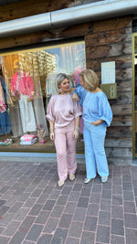 Afbeelding in Gallery-weergave laden, Satinlook blouse/ NORA
