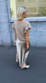 Afbeelding in Gallery-weergave laden, Blouse v-hals/ volant/ taupe/CHRISTY
