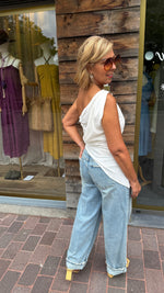 Afbeelding in Gallery-weergave laden, Witte top/FIEN
