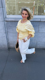 Afbeelding in Gallery-weergave laden, Blouse/ botergeel/ smok
