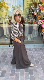 Afbeelding in Gallery-weergave laden, T-Shirt Streep/ MARINE
