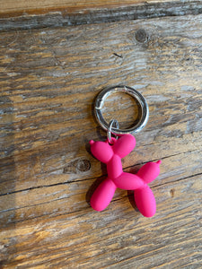 Bag charm/ fuchsia hond