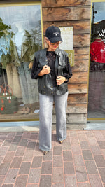 Afbeelding in Gallery-weergave laden, Gilet/ lederlook/ BO
