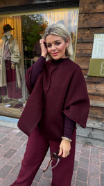 Afbeelding in Gallery-weergave laden, Poncho/ jas/wol/bordeaux/COLETTE
