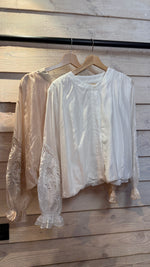 Afbeelding in Gallery-weergave laden, Hemd/ broderie/ALIZÉE
