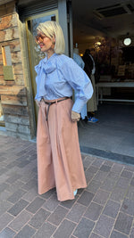 Afbeelding in Gallery-weergave laden, Broek/ brede pijp/ CLAIRE
