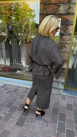 Afbeelding in Gallery-weergave laden, Set: rok+ blouse+ riemen/ ADÈLE
