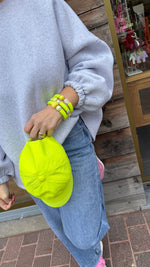 Afbeelding in Gallery-weergave laden, Sweater MERCI/ fluogeel
