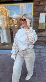 Afbeelding in Gallery-weergave laden, Trui broderie/ ROMÉE
