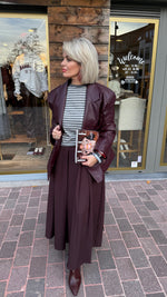 Afbeelding in Gallery-weergave laden, Lederlook jas/ bordeaux/LIES
