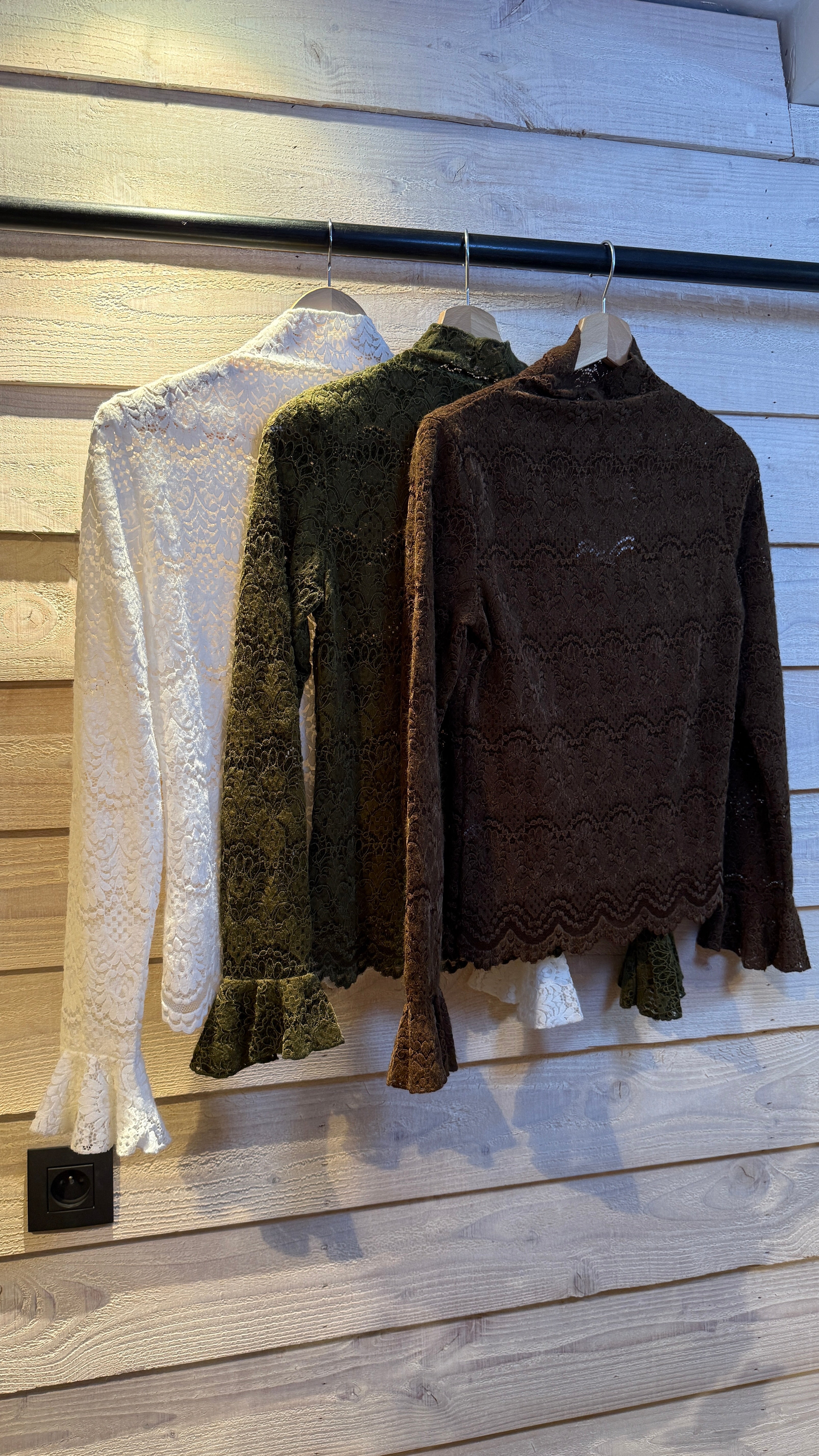 Kanten blouse/ ESTÉE